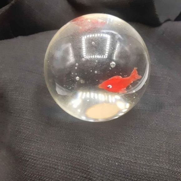 Antique Murano Fishbowl Paperweight - Picture 2 of 4